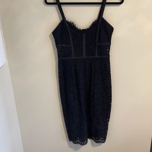 Express Lace MIDI Dress - S4